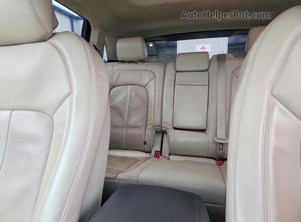 2LMPJ8LPXKBL15909 2019 LINCOLN NAUTILUS Gray Հետևի նստատեղերի տեսք