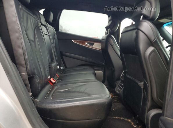 2LMPJ8LR0GBL21078 2016 LINCOLN MKX Серебряный Вид задней части салона