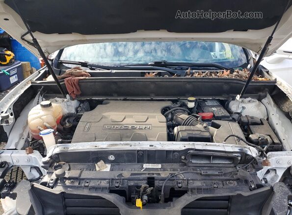 2LMPJ8LR7HBL32595 2017 LINCOLN MKX Белый Вид подкапотного пространства