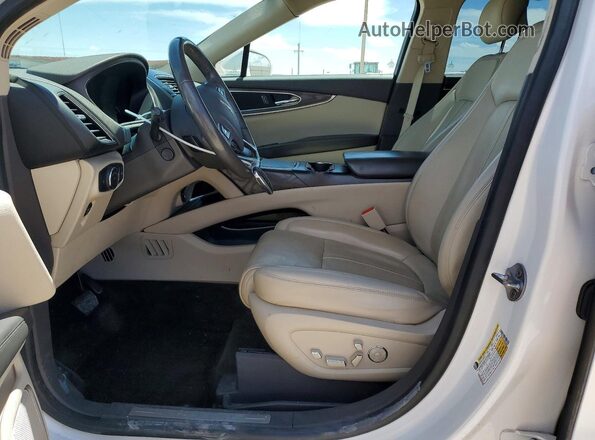 2LMPJ8LR7JBL37267 2018 LINCOLN MKX White Սալոնի դիմացի տեսք