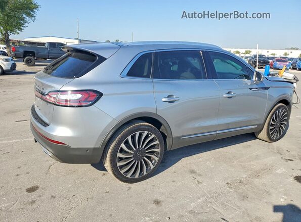 2LMPJ9JP8LBL04661 2020 LINCOLN NAUTILUS Серебряный Задняя правая четверть