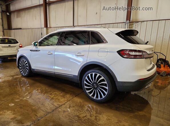 2LMPJ9JPXMBL05862 2021 LINCOLN NAUTILUS White Tył lewy