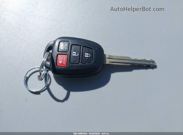 2T1BPRHE0GC686551 2016 TOYOTA LL Green Вид панелі приладів