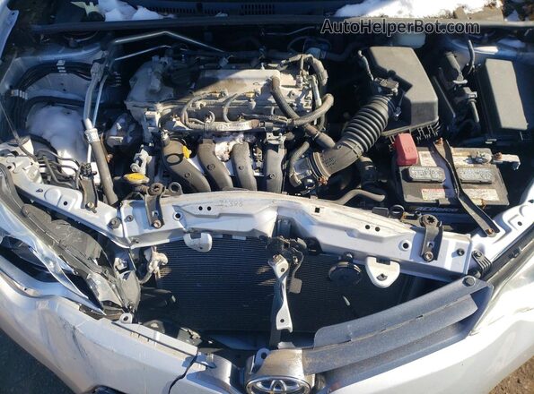 2T1BURHE0GC740746 2016 TOYOTA COROLLA Серебряный Вид задней части салона