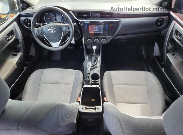 2T1BURHE0HC774980 2017 TOYOTA COROLLA Серебряный Вид панели приборов