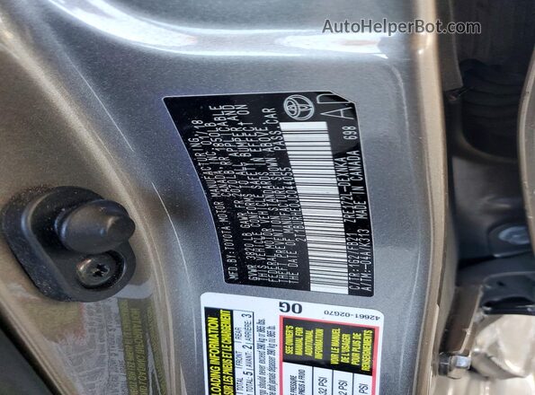 2T1BURHE0JC044055 2018 TOYOTA COROLLA Gray ძრავის განყოფილების ხედი