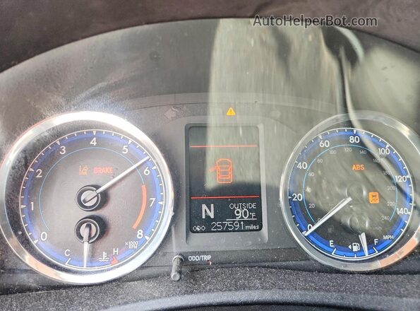 2T1BURHE0JC966700 2018 TOYOTA COROLLA Угольный Вид щитка приборов