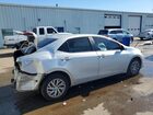 2019 Toyota Corolla Le Серебряный vin: 2T1BURHE0KC138275