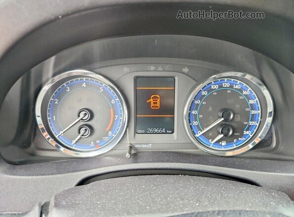2T1BURHE0KC230762 2019 TOYOTA COROLLA Silver Вид щитка приладів