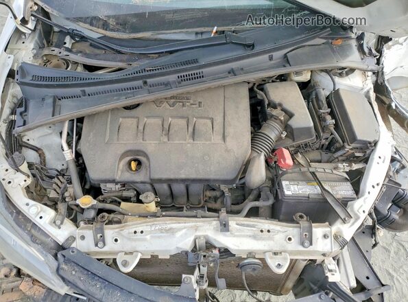 2T1BURHE1HC747142 2017 TOYOTA LL Белый Вид задней части салона