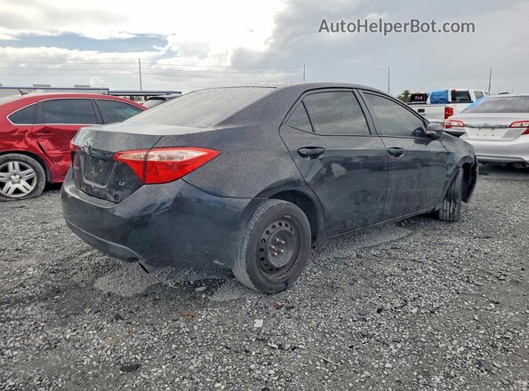 2T1BURHE1JC071152 2018 TOYOTA COROLLA Черный Задняя правая четверть