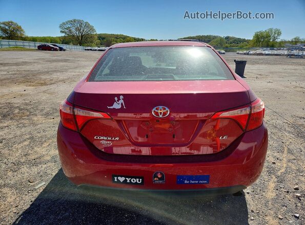 2T1BURHE1JC074701 2018 TOYOTA COROLLA Красный Вид сзади