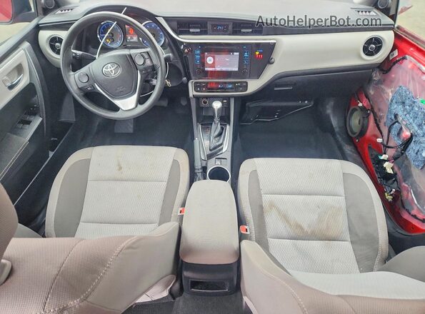 2T1BURHE1KC196671 2019 TOYOTA COROLLA Красный Вид панели приборов