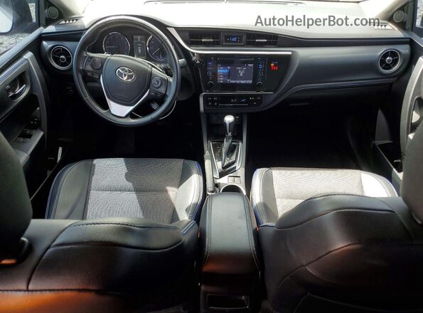 2T1BURHE1KC202033 2019 TOYOTA COROLLA Silver Вид панелі приладів