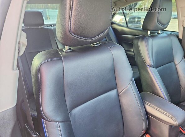 2T1BURHE2HC828618 2017 TOYOTA COROLLA Серебряный Вид задних сидений