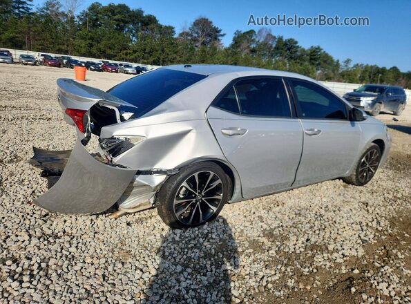 2T1BURHE2HC828618 2017 TOYOTA COROLLA Серебряный Задняя правая четверть