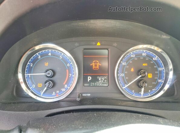 2T1BURHE2JC988181 2018 TOYOTA COROLLA Белый Вид щитка приборов