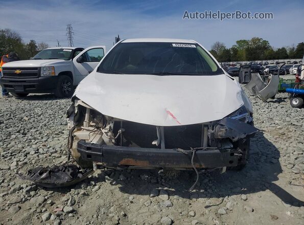 2T1BURHE2JC988181 2018 TOYOTA COROLLA Белый Вид спереди