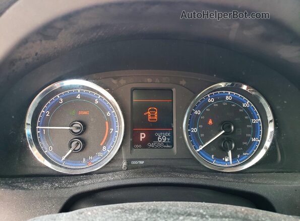 2T1BURHE3KC169634 2019 TOYOTA COROLLA Черный Вид щитка приборов