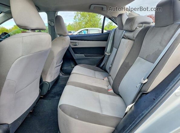 2T1BURHE3KC227144 2019 TOYOTA COROLLA Silver Вид задніх сидінь