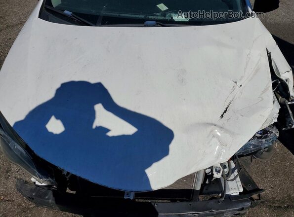 2T1BURHE3KC237785 2019 TOYOTA COROLLA White Vista interior trasera