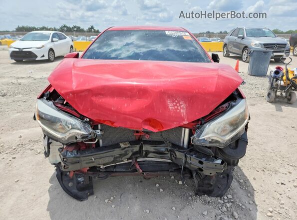 2T1BURHE4GC522437 2016 TOYOTA COROLLA Red Widok z przodu