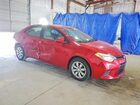 2016 Toyota Corolla Le Red vin: 2T1BURHE4GC646191