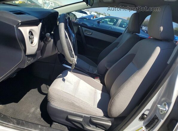 2T1BURHE4HC843430 2017 TOYOTA COROLLA Silver Vista interior delantera