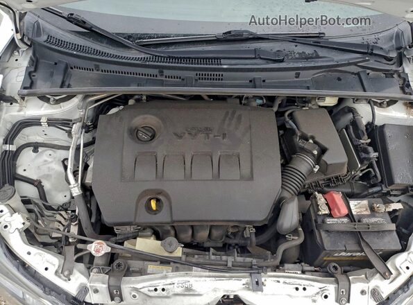 2T1BURHE4HC892711 2017 TOYOTA LL White Rear interior view