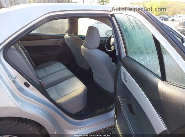 2T1BURHE4JC050425 2018 TOYOTA LL Silver Vista de la etiqueta del VIN