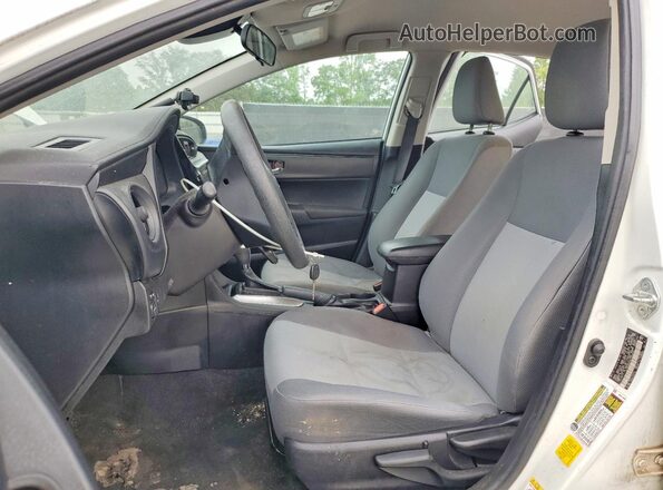 2T1BURHE4KC202432 2019 TOYOTA COROLLA Белый Вид салона спереди