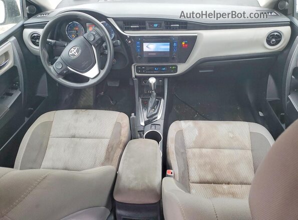 2T1BURHE4KC242512 2019 TOYOTA COROLLA Белый Вид панели приборов