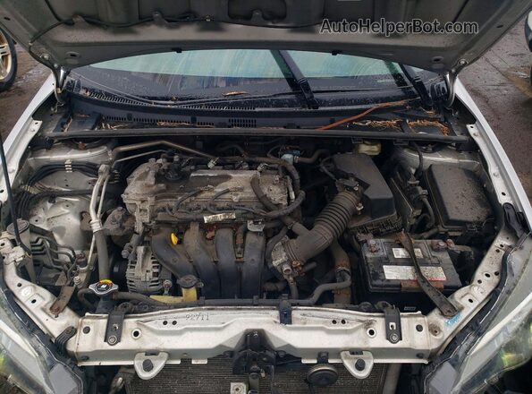 2T1BURHE5HC762064 2017 TOYOTA COROLLA Серебряный Вид задней части салона