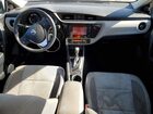 2018 Toyota Corolla Le Red vin: 2T1BURHE5JC057819