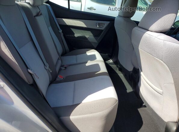 2T1BURHE5KC140409 2019 TOYOTA COROLLA Серебряный Вид задних сидений