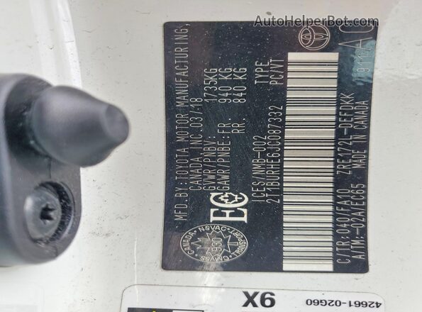 2T1BURHE6JC087332 2018 TOYOTA COROLLA White Vista del compartimento del motor