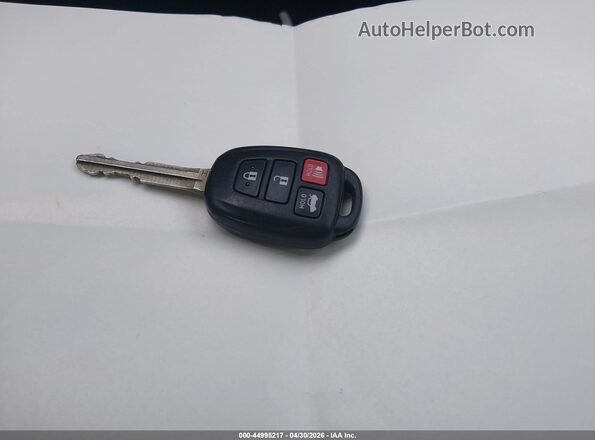 2T1BURHE6JC107370 2018 TOYOTA LL Gold Widok deski rozdzielczej