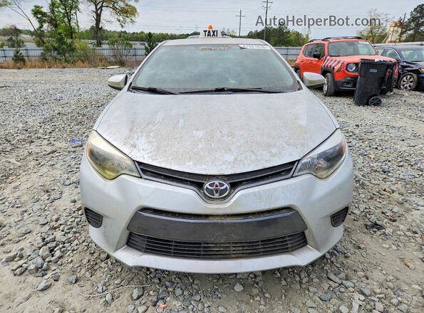 2T1BURHE7GC509469 2016 TOYOTA COROLLA Silver Widok z przodu
