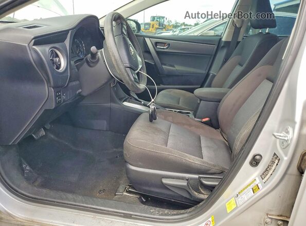2T1BURHE7HC807943 2017 TOYOTA COROLLA Silver წინა სალონის ხედი