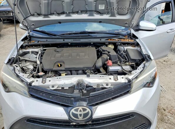 2T1BURHE7HC807943 2017 TOYOTA COROLLA Silver უკანა სალონის ხედი