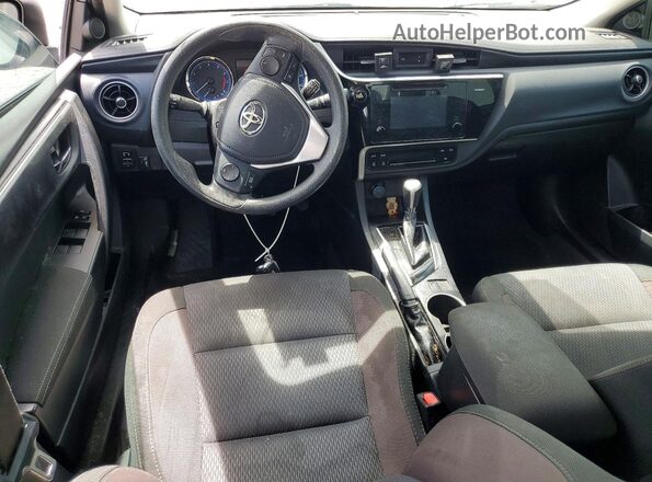 2T1BURHE7HC807943 2017 TOYOTA COROLLA Silver წინა პანელის ხედი