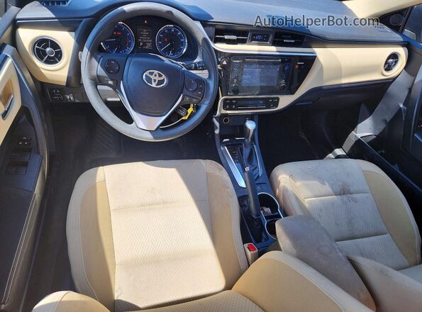 2T1BURHE7HC949063 2017 TOYOTA COROLLA Brown Widok deski rozdzielczej