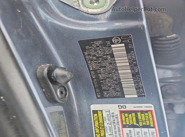 2T1BURHE7JC047616 2018 TOYOTA LL Blue Widok komory silnika