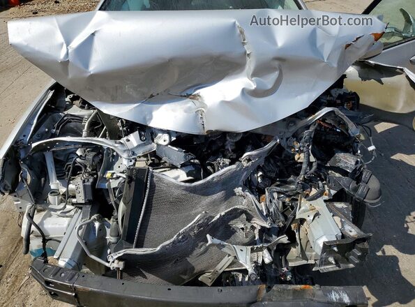 2T1BURHE7JC997524 2018 TOYOTA COROLLA Silver Սալոնի հետևի տեսք