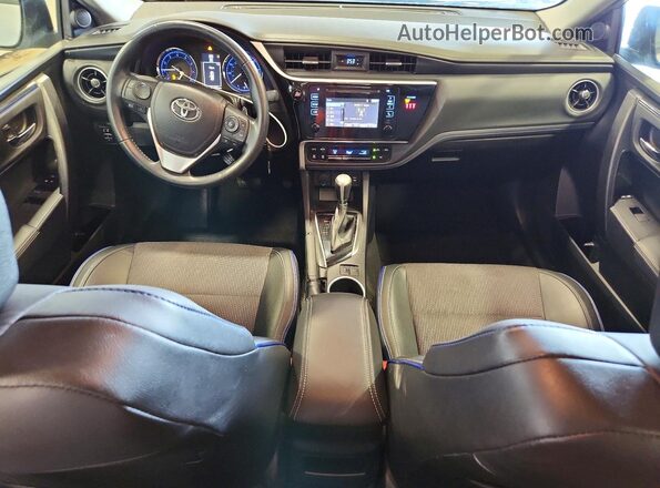 2T1BURHE7KC155882 2019 TOYOTA COROLLA Silver Вид панелі приладів