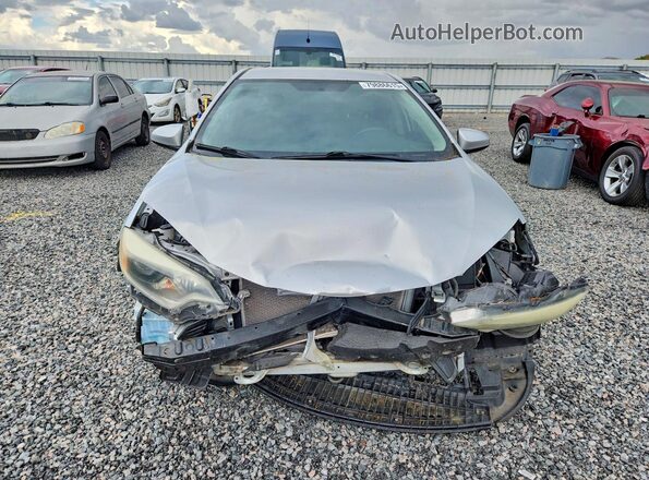 2T1BURHE8GC705615 2016 TOYOTA COROLLA Серебряный Вид спереди