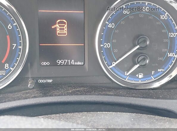 2T1BURHE8HC879525 2017 TOYOTA LL Silver 