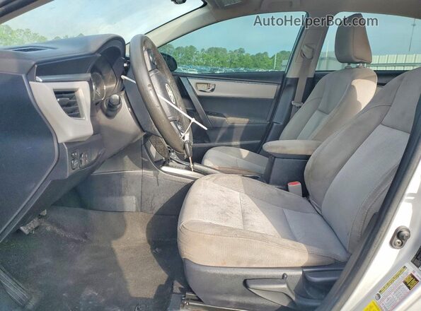 2T1BURHE9GC647532 2016 TOYOTA COROLLA Silver Widok wnętrza z przodu