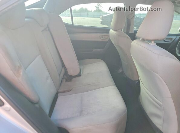2T1BURHE9GC647532 2016 TOYOTA COROLLA Silver Widok tylnych siedzeń