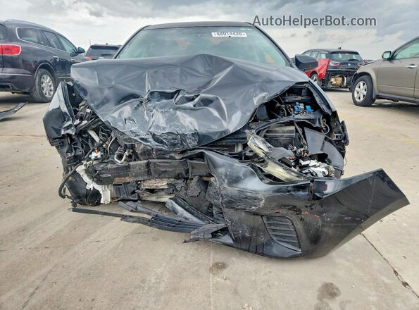 2T1BURHE9GC712296 2016 TOYOTA COROLLA Black Widok z przodu